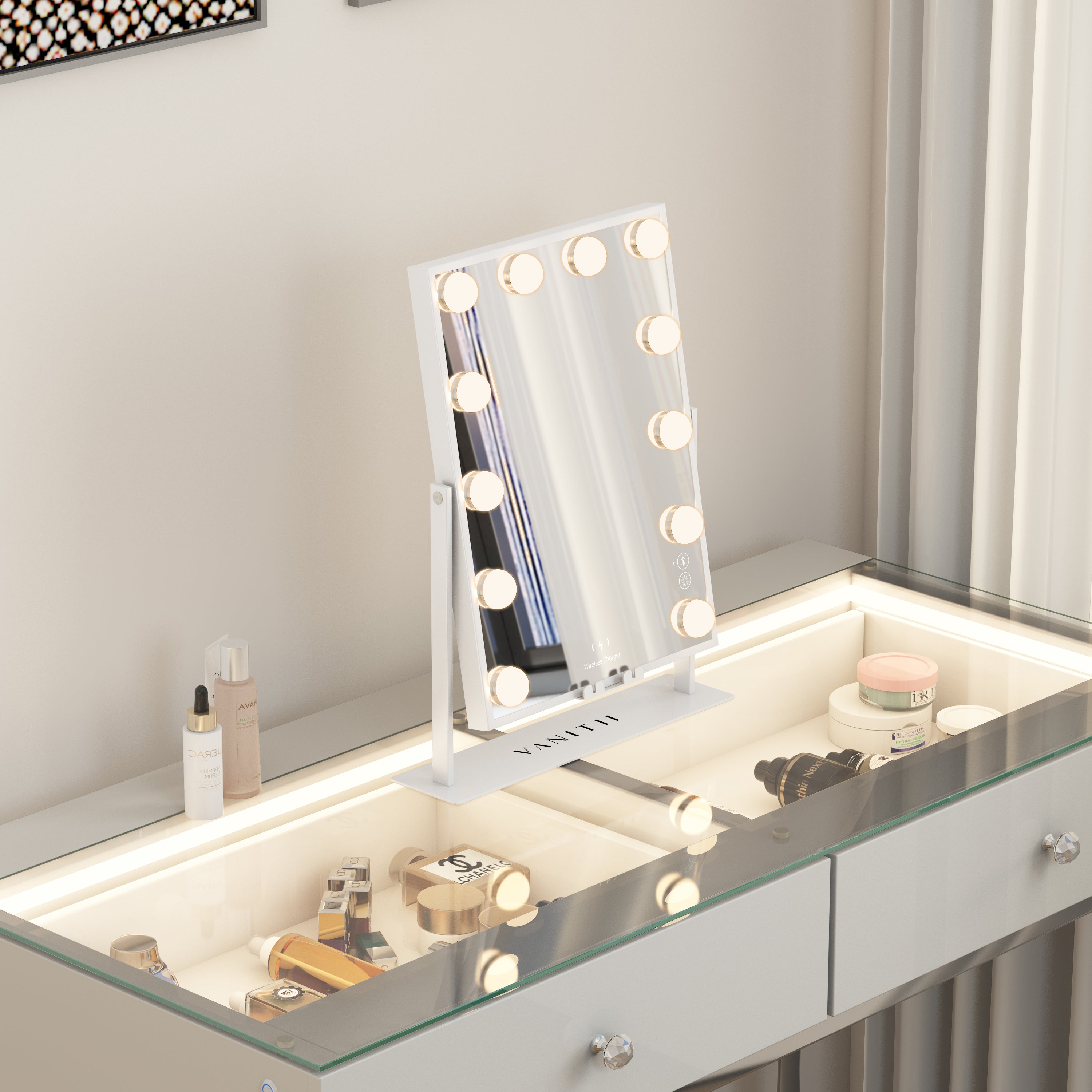 VANITII Hathaway Hollywood Slim Vanity Mirror with Wireless Charging L - 12 Dimmable LED Bulbs