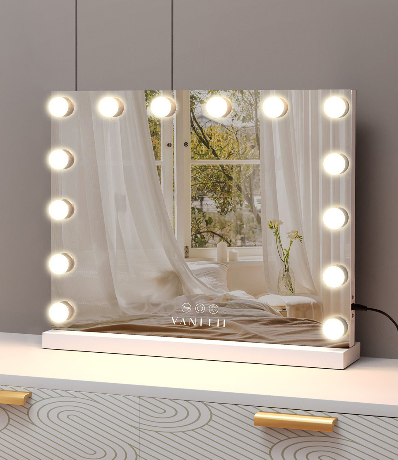 VANITII Vanity 14 bulbs Light Mirror vanitii